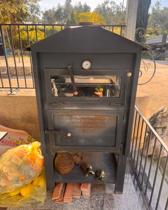 Forno a legnia