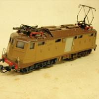 MARKLIN  LOCOMOTIVA  e424  FS