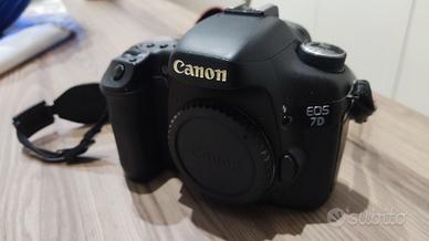 Reflex digitale Canon EOS 7D ( NON FUNZIONANTE)