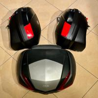 Kit Bauletto 54 litri GIVI e borse laterali