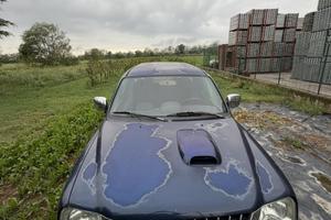 mitsubishi l200 anno 2001