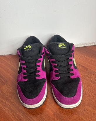 Nike SB Dunk Low Pro Red Plum