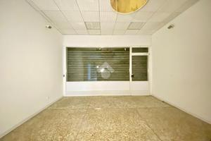 NEGOZIO A GALLIERA VENETA