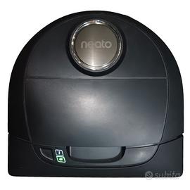 Robot NEATO aspirapolvere 