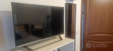 Smart TV LED 32 pollici 