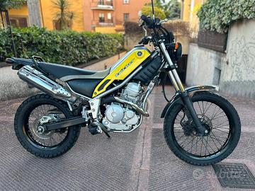 Yamaha xg 250 Tricker da restaurare