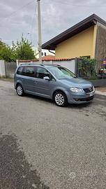 Volskwagen touran 2009 1.4 benzina