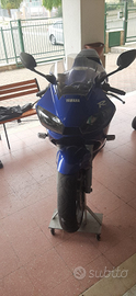 Yamaha R6