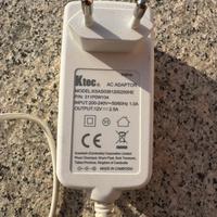 Alimentatore 12V 2,5A