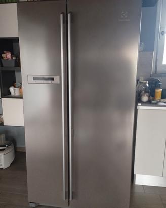 Electrolux libera installazione Side By Side