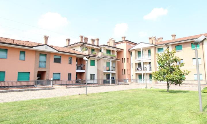 BOX A ROBECCHETTO CON INDUNO