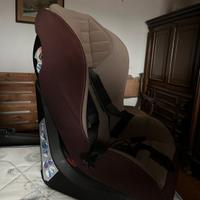 Seggiolino auto