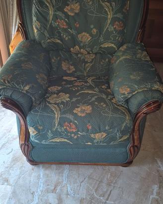 Poltrona Classica Vintage in Legno Pregiato