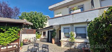 BIFAMILIARE A FIUGGI