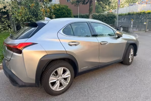 Lexus ux 250 h