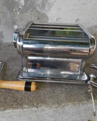 MACCHINA PER FARE LA PASTA " EXCELSA "