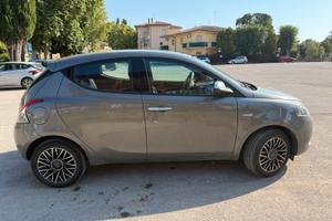 LANCIA YPSILON GPL ALBERTA FERRETTI 69 Cv