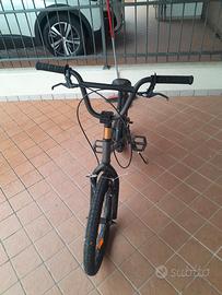 bici bmx 20"