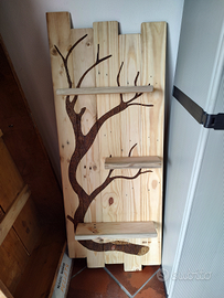 Mensole con albero