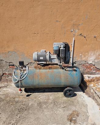 compressore trifase Ceccato 3 atmosfere