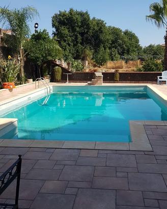 Villa giornaliera piscina catania