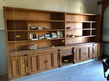 Libreria in legno massello