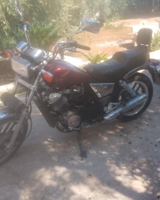 moto honda custom vt 500