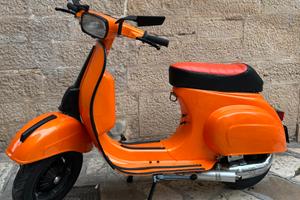 Vespa 50 special 1972 completamente restaurata