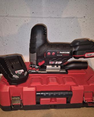 Seghetto A Pendolo Parkside 20 V con batteria 