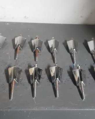 16 graffette per cassa acustica 