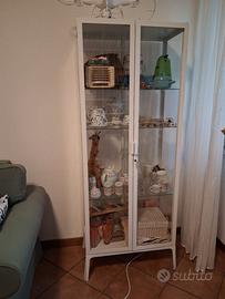vetrinetta ikea