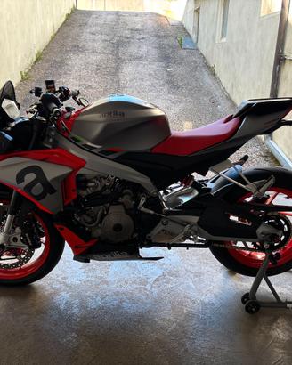 Aprilia Tuono 660 2021 full