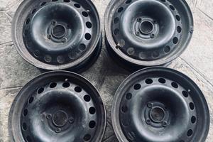 cerchi in ferro R16 4 fori