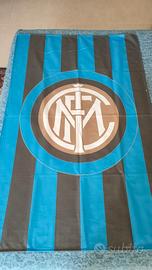 Plaid in pile con logo Inter o Milan (cm 100x150) - Arredamento e  Casalinghi In vendita a Imperia