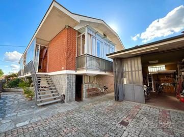 PORZIONE DI BIFAMILIARE A NONE