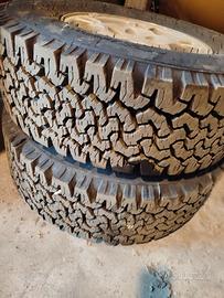 2 gomme e cerchi pajero