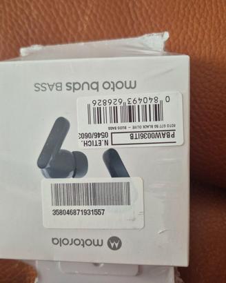 Motorola g77 con auricolari moto buds bass nuovo