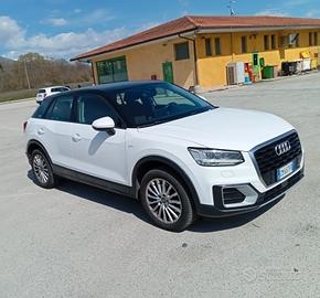 AUDI Q2 1.6 TDI Business 
