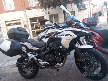 Benelli trk 502 pari a nuovo