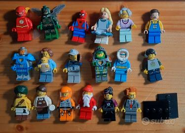 Lotto Lego Minifigs Collezionismo In vendita a Torino