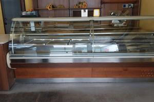 Arredo negozio panetteria