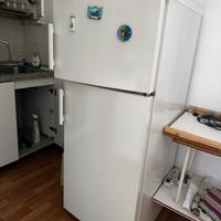 Frigorifero Liebherr con congelatore in alto – usa