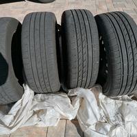 gomme Invernali 215 55 17 con cerchi peugeut
