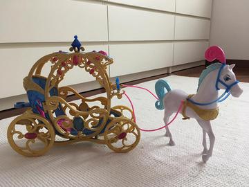 Carrozza di Barbie