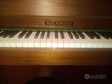 Pianoforte verticale