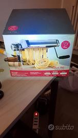 MACCHINA PER PASTA FATTA IN CASA 