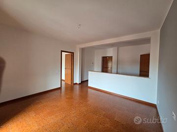 Ampio 3.5 vani Calatafimi alta, sicuro,silenzioso