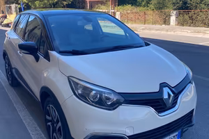 Renault Captur 1.5 dCi Anno 2014 RIGENERATO GARANZ