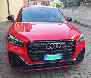 AUDIQ2 35 TFSI 150CV S Tronic S Line Identity Bla