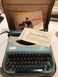 Macchina da scrivere d’ epoca Antares